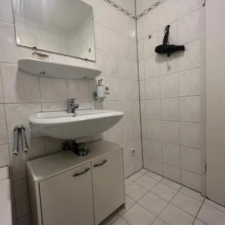 Lichtung - *wlan**netflix**stadion-nah* Apartment